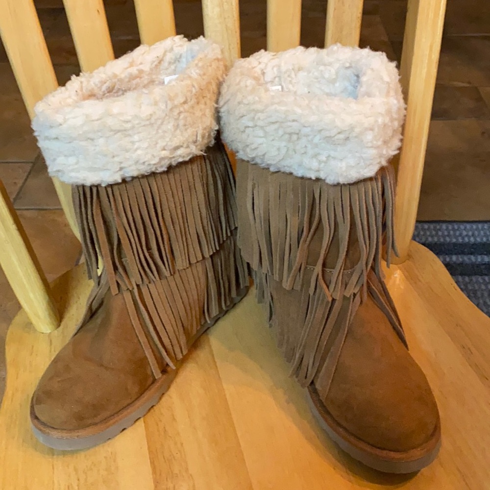 Madden Girl Tan Fringe Winter Boots with Cream Sherpa Cuff